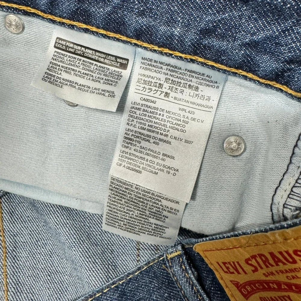 Levi's 550 Jean Shorts Mens 42 (43x10 ACTUAL) Relaxed Fit Blue Denim Casual Jort